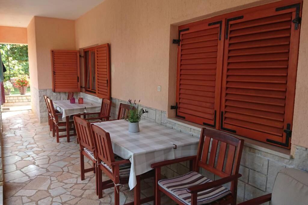 Near Beach - Apartments Marica - Studio Rovinj Exterior foto